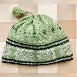 Vermont Originals Handmade US. Warm fleece lining 11” Wx11”L.Hand washable.